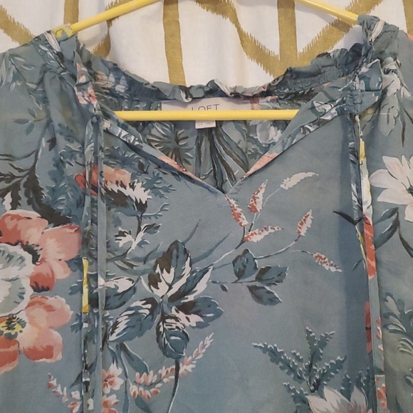 LOFT Top - Picture 2 of 3